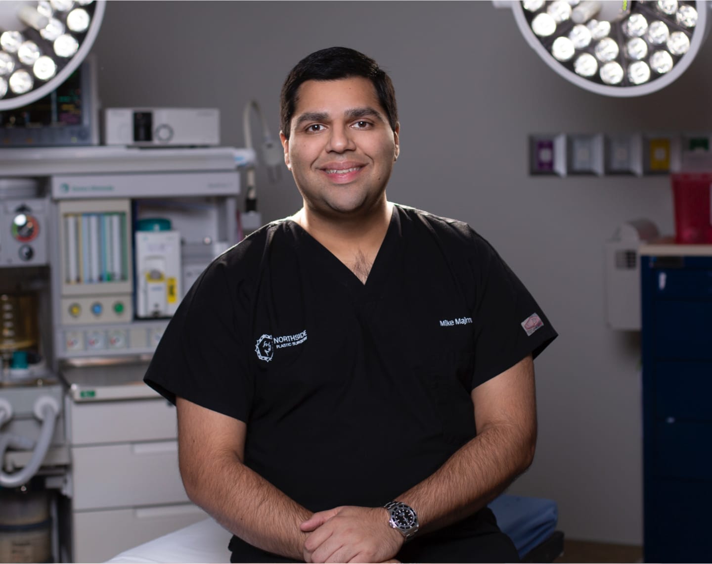 Dr. Mike Majmundar